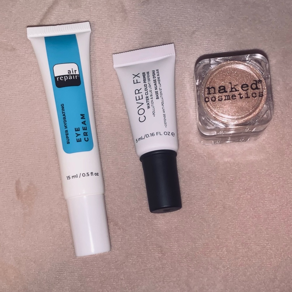 ✨👄 Makeup Bundle 👄✨ - Picture 6 of 7